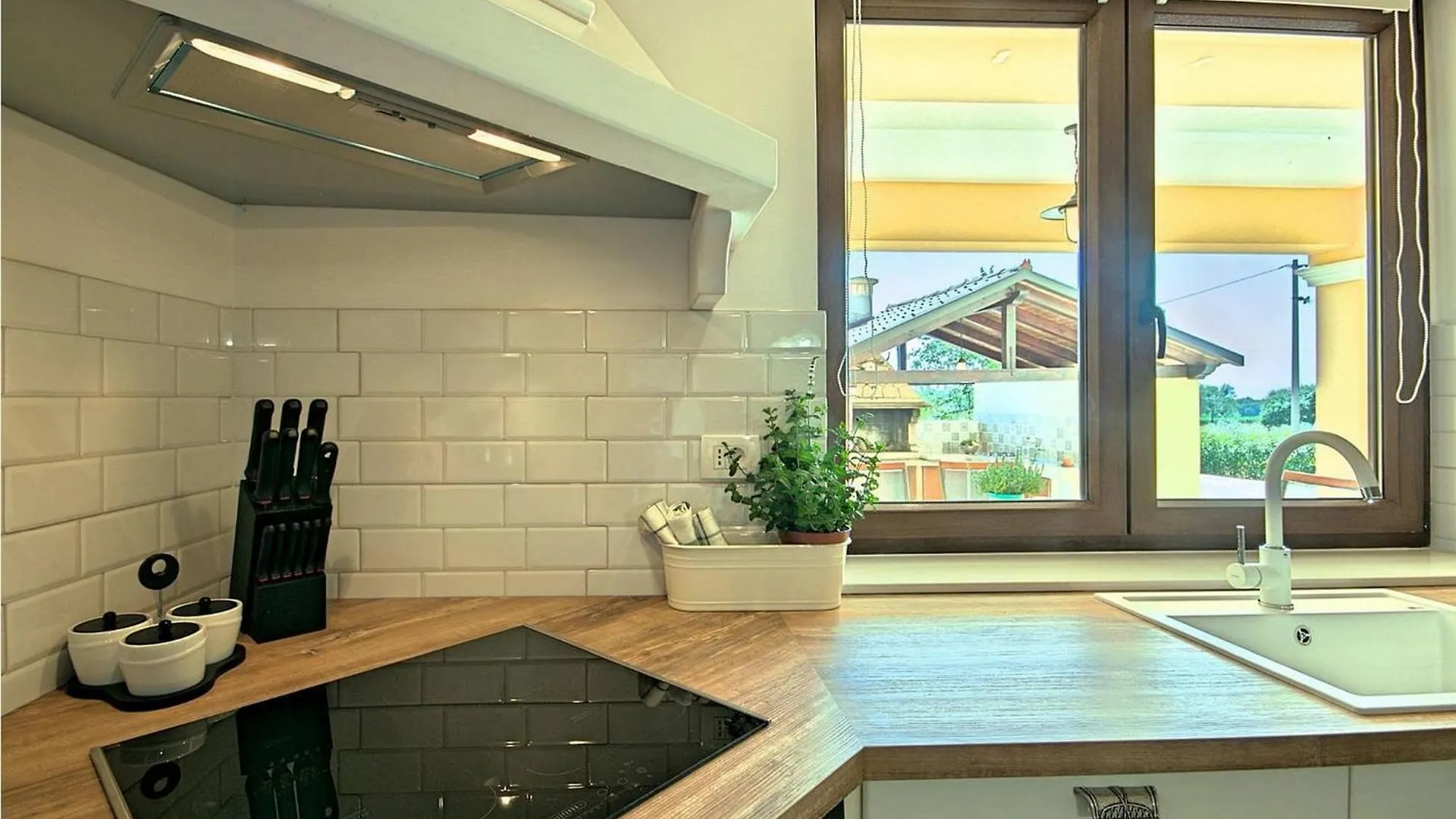 Nice Apartment In Visnjan With Wifi 0*,  クロアチア